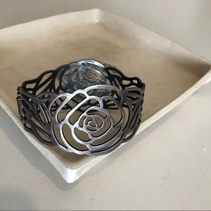 Women’s metal laser cut flower cuff bracelet